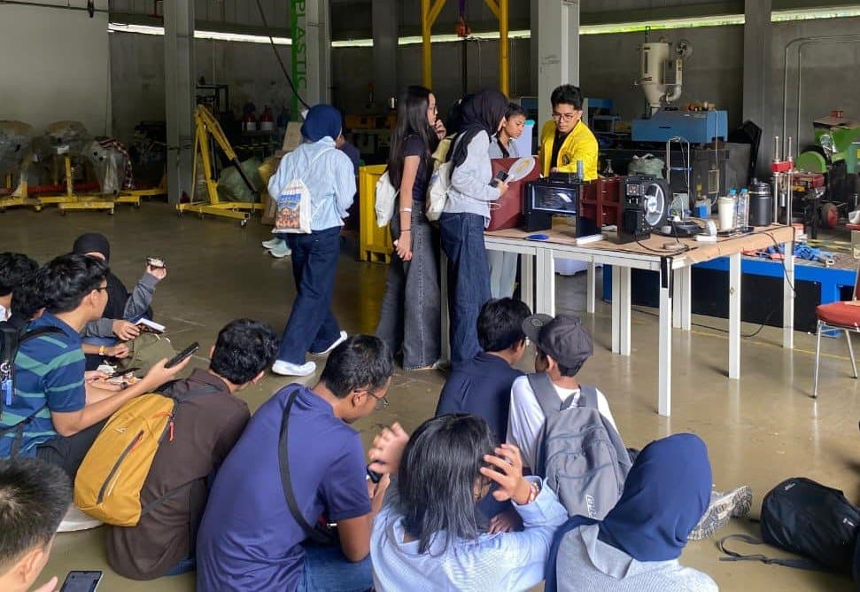 Demonstration to students